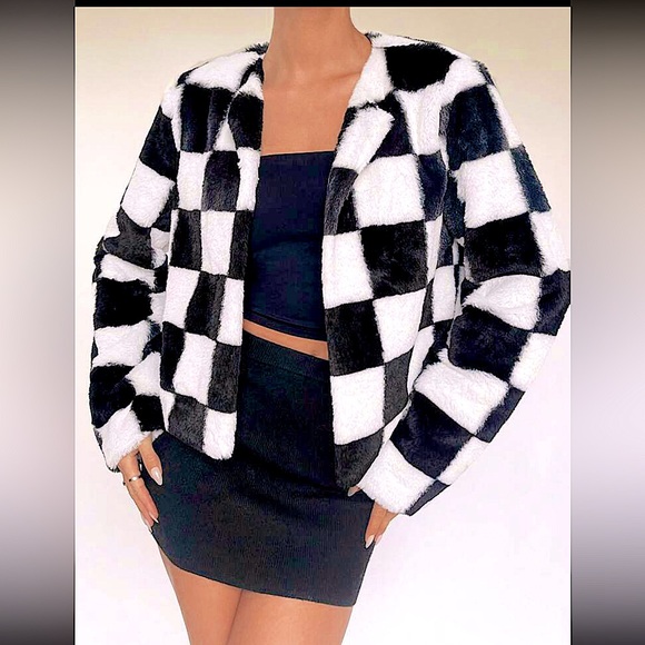 Jackets & Blazers - NWOT BIZwear Checkerboard Pattern Open Front Fuzzy Coat M (6)